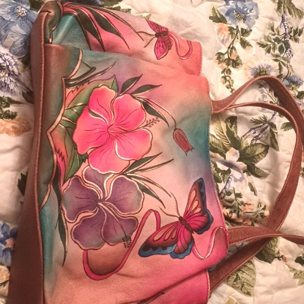Anushka tote bag